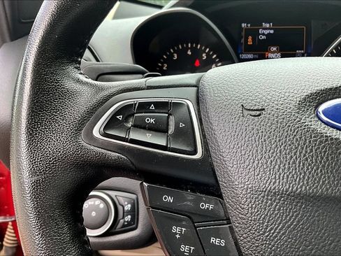 Used 2017 Ford Escape Titanium AWD/4WD image 11