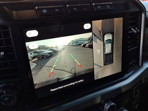 Used 2024 Ford F250 Platinum image 23