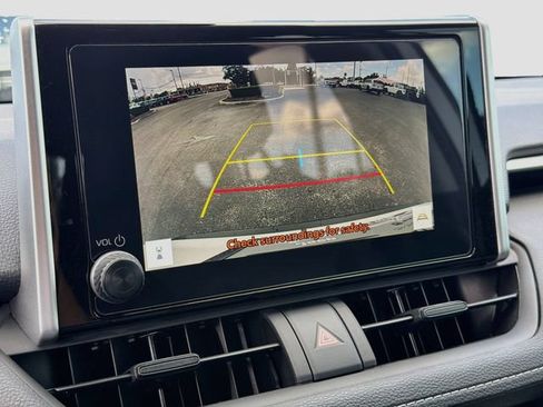 Used 2025 Toyota RAV4 XLE w/ Convenience Package FWD image 14