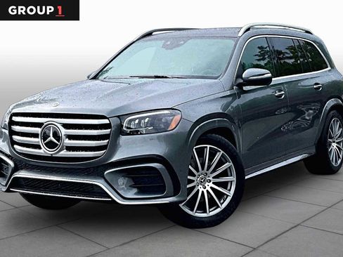 Used 2025 Mercedes-Benz GLS 450 4MATIC image 1
