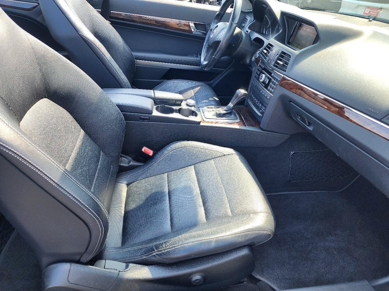 Used 2011 Mercedes-Benz E 350 Cabriolet image 26