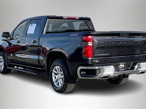 Used 2024 Chevrolet Silverado 1500 LT w/ Z71 Off-Road Package image 4