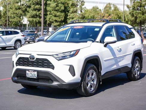 Certified 2024 Toyota RAV4 XLE w/ Convenience Package FWD image 3