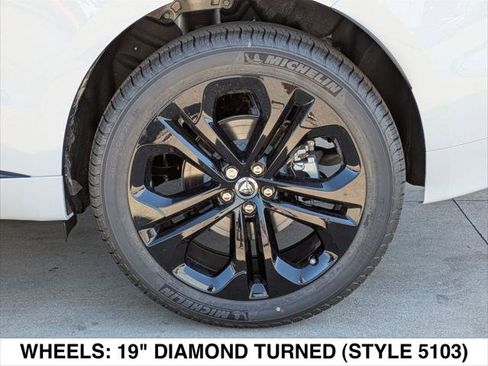 New 2026 Jaguar F-PACE R-Dynamic S image 6