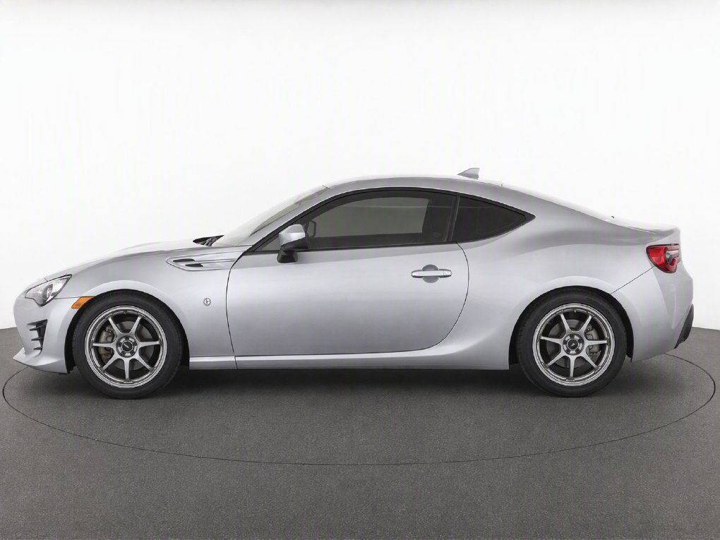 Used 2019 Toyota 86 RWD image 8