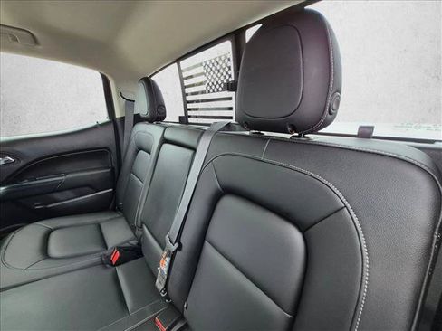 Used 2021 Chevrolet Colorado LT w/ Redline Special Edition AWD/4WD image 10