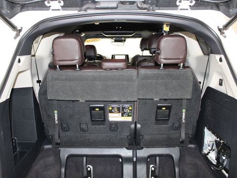 Used 2021 Toyota Sienna Platinum AWD/4WD image 42