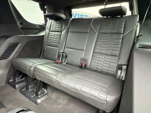 Used 2023 Cadillac Escalade Sport Platinum AWD/4WD image 25