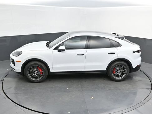 New 2025 Porsche Cayenne S image 33
