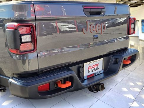 Used 2021 Jeep Gladiator Mojave image 8