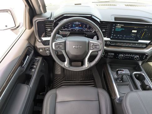 Used 2025 Chevrolet Silverado 1500 RST w/ Convenience Package II image 16