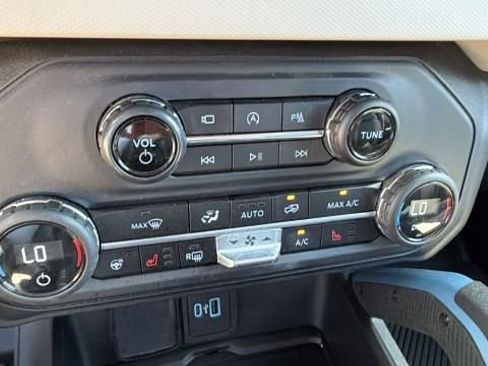 Used 2023 Ford Bronco Wildtrak AWD/4WD image 22