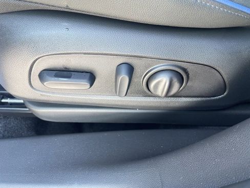 Used 2025 Buick Encore GX Sport Touring w/ Advanced Technology Package image 14