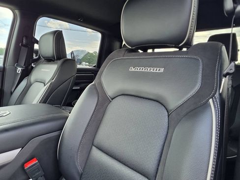 Used 2023 RAM 1500 Laramie AWD/4WD image 21