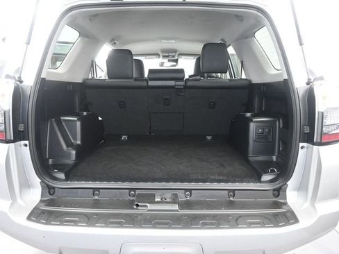 Used 2024 Toyota 4Runner SR5 Premium image 8