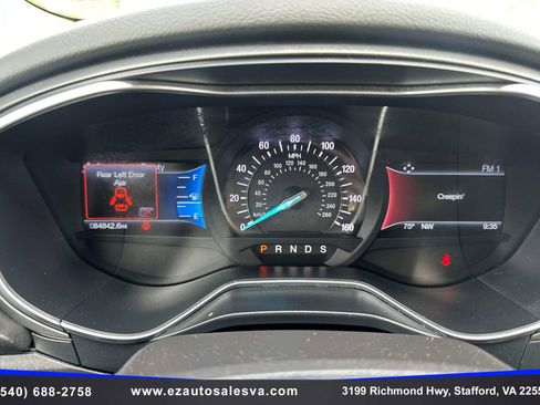Used 2015 Ford Fusion Titanium FWD image 21