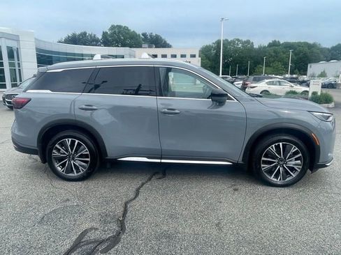Used 2026 INFINITI QX60 Luxe w/ Cargo Package AWD/4WD image 2