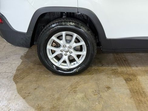 Used 2015 Jeep Cherokee Latitude w/ Trailer Tow Group image 6