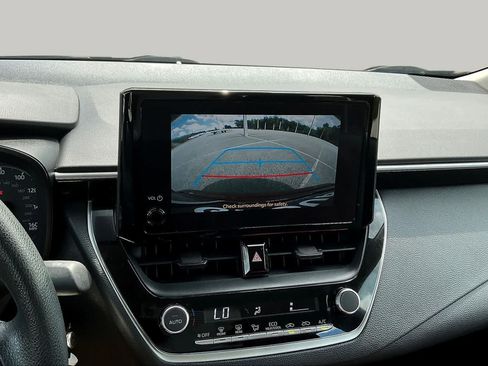 Used 2023 Toyota Corolla LE FWD image 26