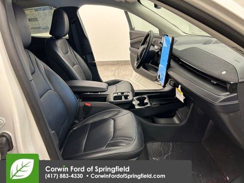 New 2025 Ford Mustang Mach-E Premium image 36