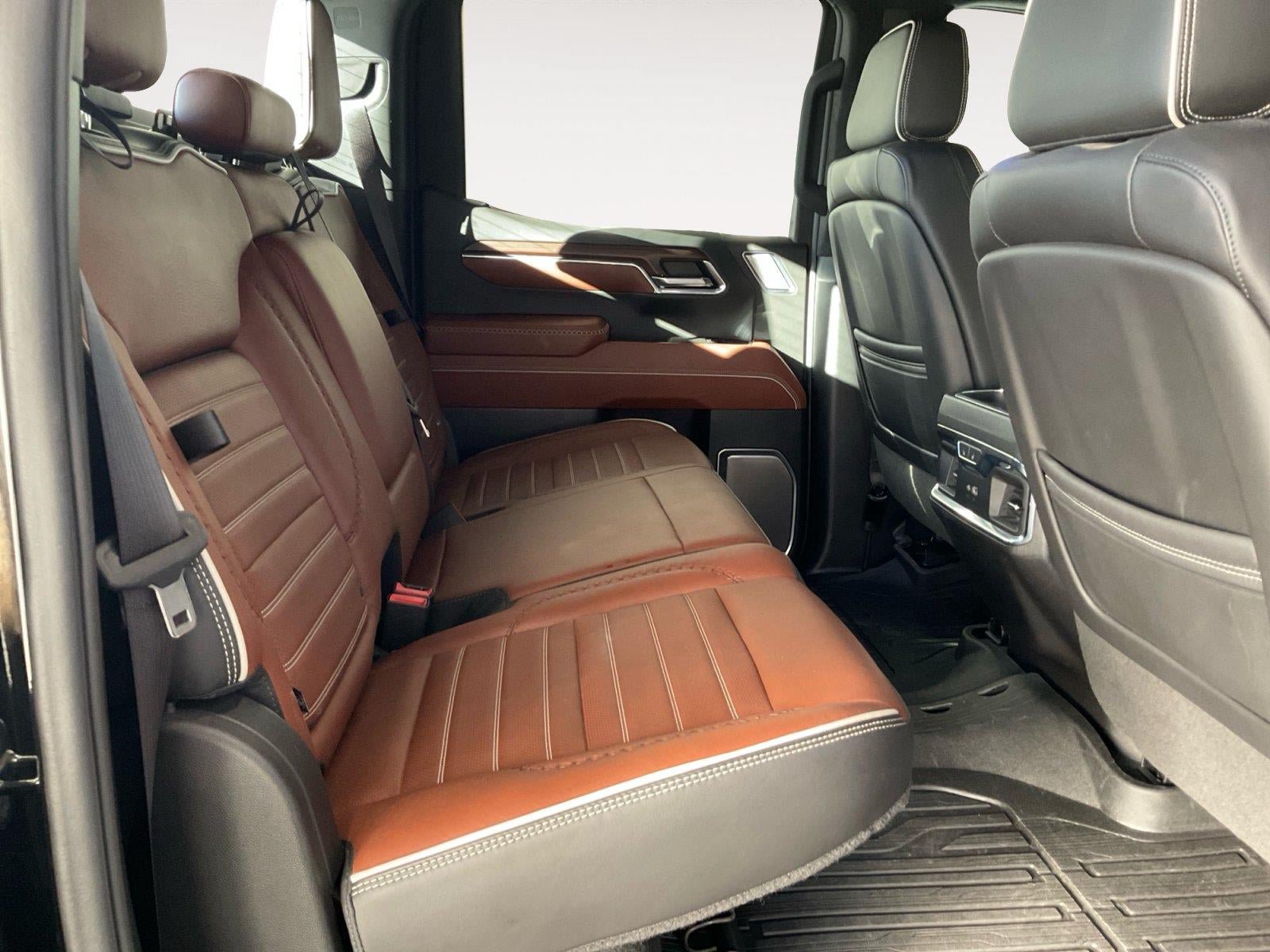 Used 2024 GMC Sierra 1500 Denali Ultimate AWD/4WD image 13