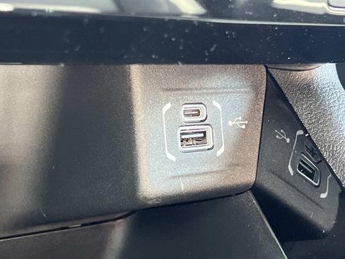 New 2026 Jeep Compass Limited AWD/4WD image 23