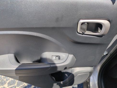 New 2026 Hyundai Venue SE FWD image 23