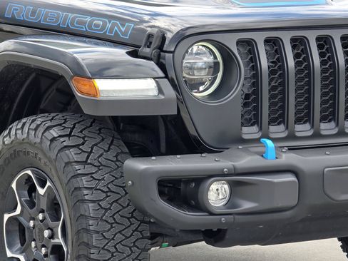 Used 2022 Jeep Wrangler Unlimited Rubicon 4xe w/ Steel Bumper Group AWD/4WD image 7