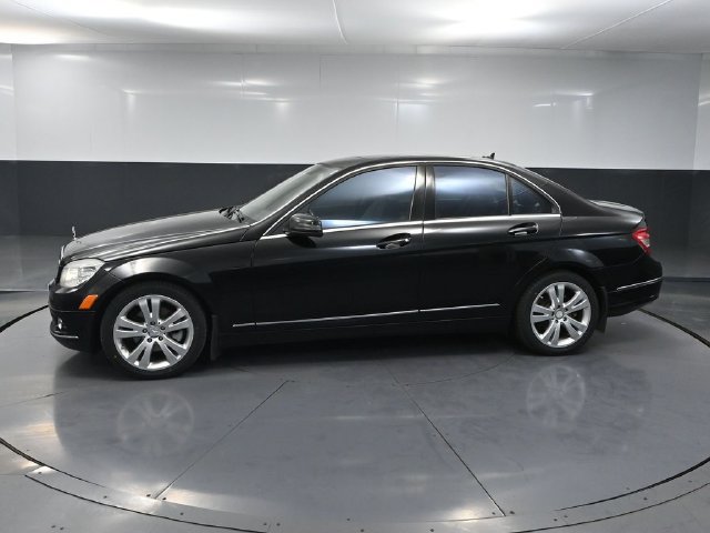 Used 2011 Mercedes-Benz C 300 4MATIC Sedan image 7