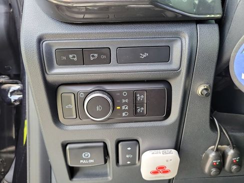 Used 2023 Ford F150 XLT w/ Equipment Group 302A High RWD image 13