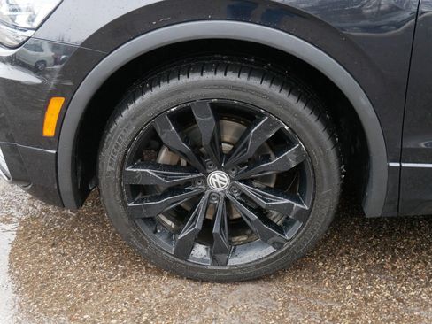 Used 2020 Volkswagen Tiguan SEL Premium R-Line image 9