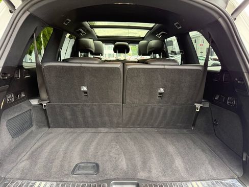 Used 2022 Mercedes-Benz GLS 450 4MATIC image 9