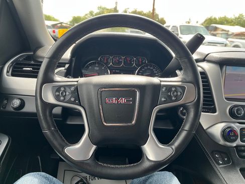Used 2015 GMC Yukon XL SLT RWD image 17