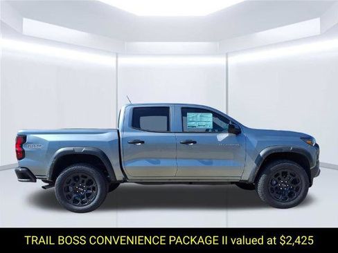 New 2026 Chevrolet Colorado Trail Boss AWD/4WD image 2