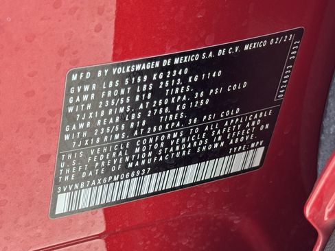 Certified 2023 Volkswagen Tiguan SE w/ Panoramic Sunroof Package FWD image 41