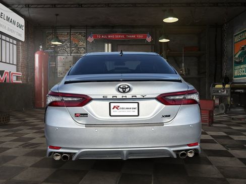 Used 2023 Toyota Camry XSE w/ Navigation Package FWD image 4