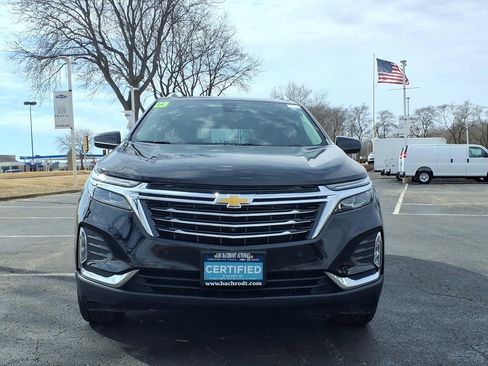 Used 2023 Chevrolet Equinox Premier image 2