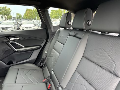 New 2027 BMW X1 xDrive28i AWD/4WD image 33