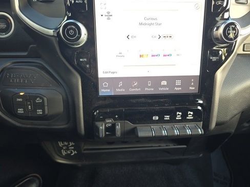 Used 2025 RAM 2500 Big Horn image 21