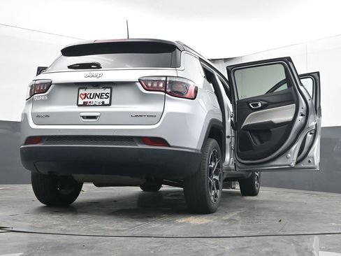 Used 2025 Jeep Compass Limited AWD/4WD image 75