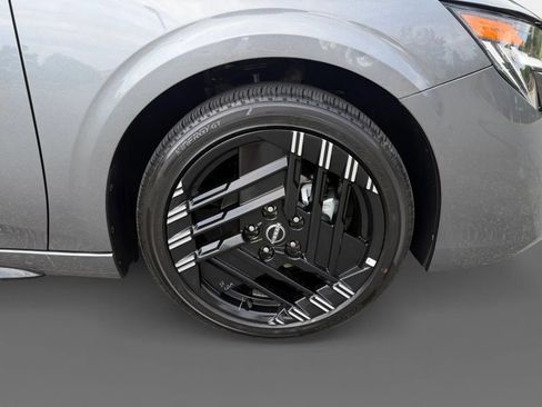 Used 2026 Nissan Sentra SR w/ Floor Mat Package FWD image 28