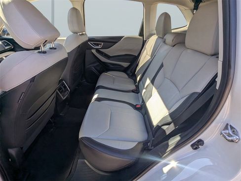 Certified 2024 Subaru Forester Limited image 14