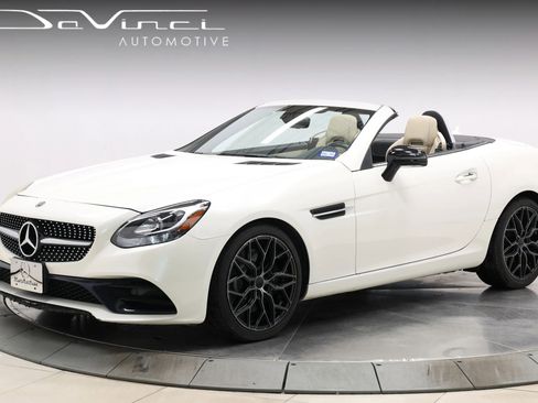 Used 2018 Mercedes-Benz SLC 300 image 1