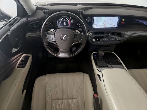 Used 2020 Lexus LS 500 w/ Luxury Package image 12