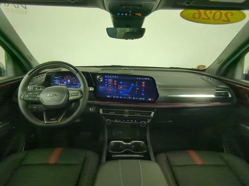 Used 2026 Chevrolet Traverse RS w/ LPO, Floor Liner Package FWD image 20