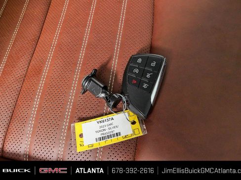 Certified 2023 GMC Yukon Denali Ultimate w/ LPO, Floor Liner Package AWD/4WD image 27