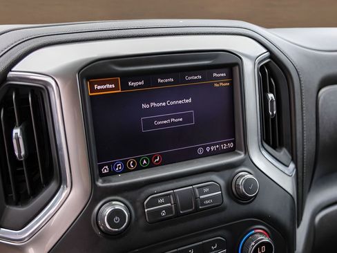Used 2020 Chevrolet Silverado 1500 LTZ w/ LTZ Texas Edition RWD image 16