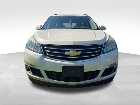 Used 2015 Chevrolet Traverse LT w/ Style and Technology Package FWD image 7