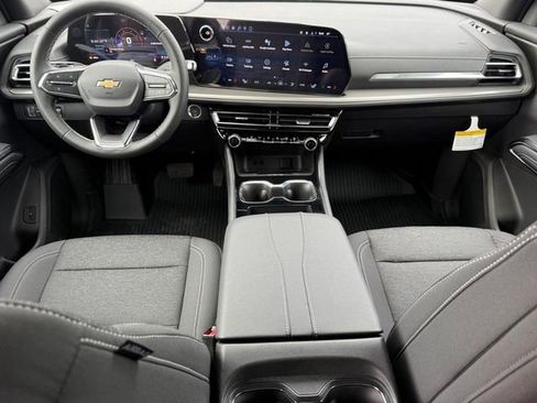 New 2026 Chevrolet Traverse LT w/ LPO, Floor Liner Package image 7