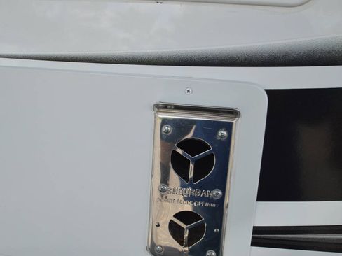 Used 2019 Ford E-450 and Econoline 450 Super Duty w/ Motorhome Prep Package RWD image 33